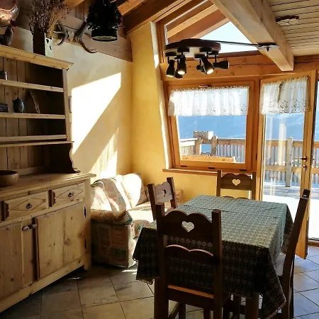Apartment Maison Soleil Aosta