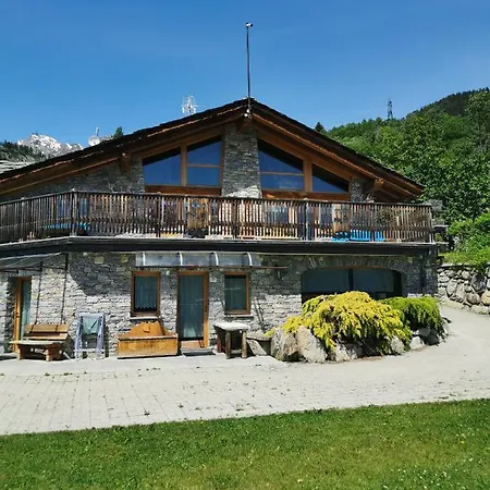 Apartment Maison Soleil Aosta
